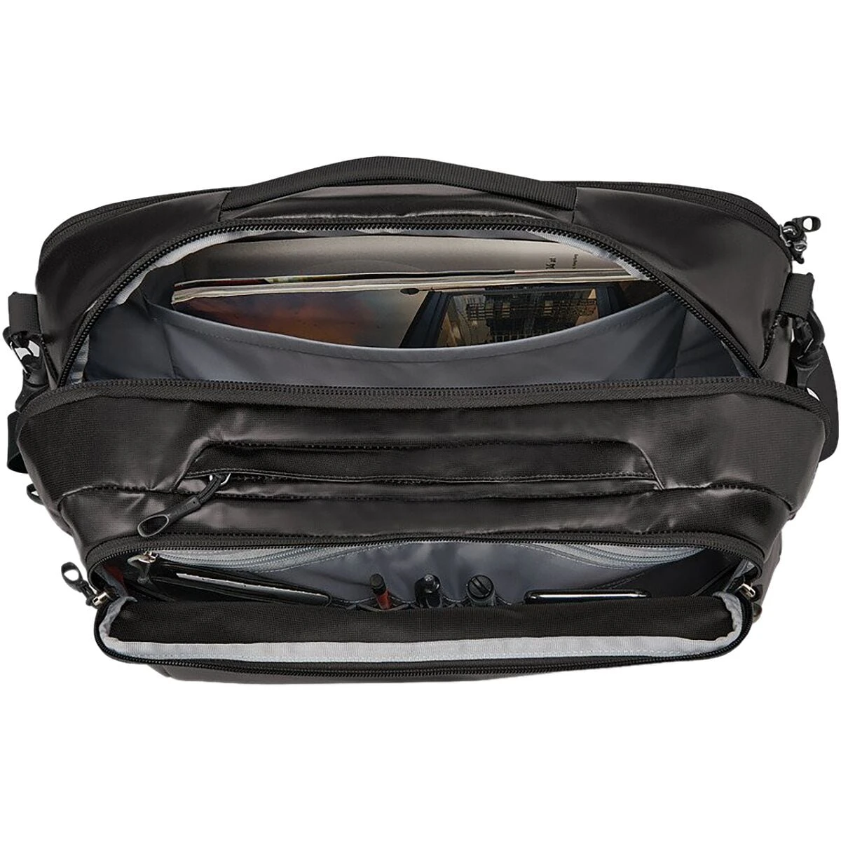 Transporter Boarding 20L Bag 1 Transporter Boarding 20L Bag