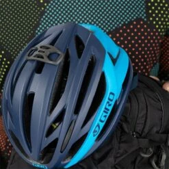 Syncro 20L Backpack -Osprey Pack Shop BLA D6